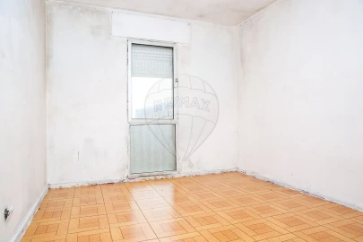 Apartamento T3 para Venda em Vialonga