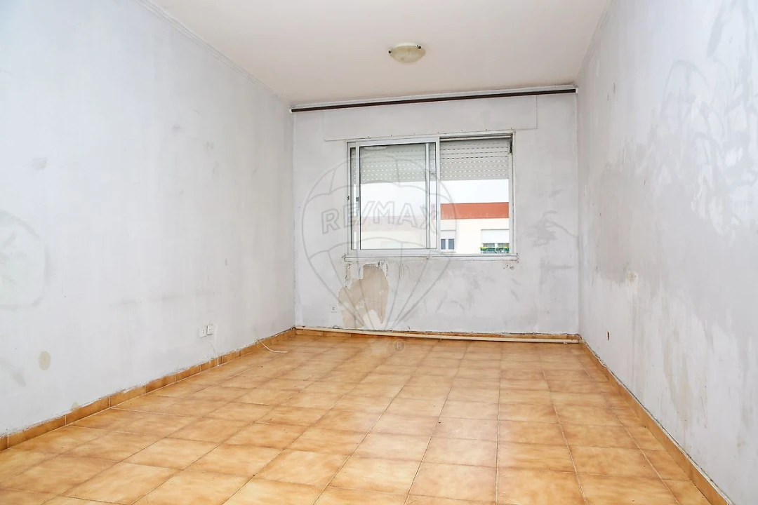 Apartamento T3 para Venda em Vialonga Foto 9