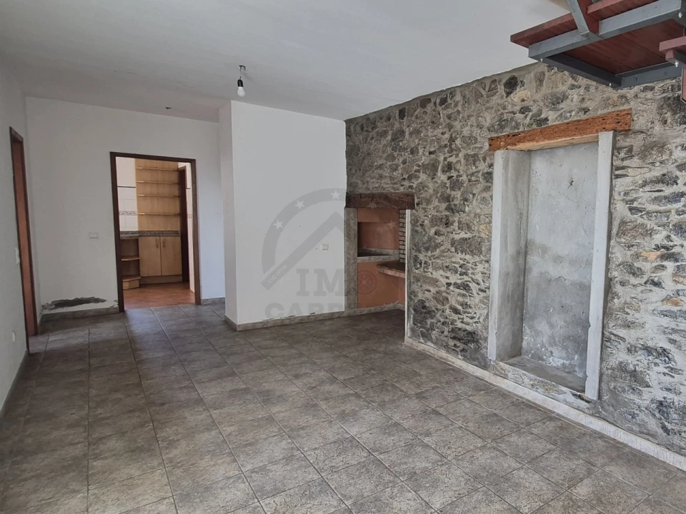 Moradia T3 para Venda em Imaculado Coração de Maria Foto 13