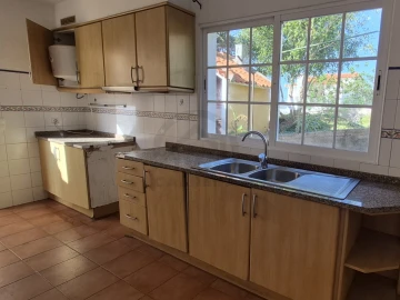 Moradia T3 para Venda em Imaculado Coração de Maria