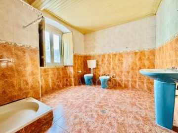 Moradia T4 para Venda em Crato e Mártires, Flor da Rosa e Vale do Peso