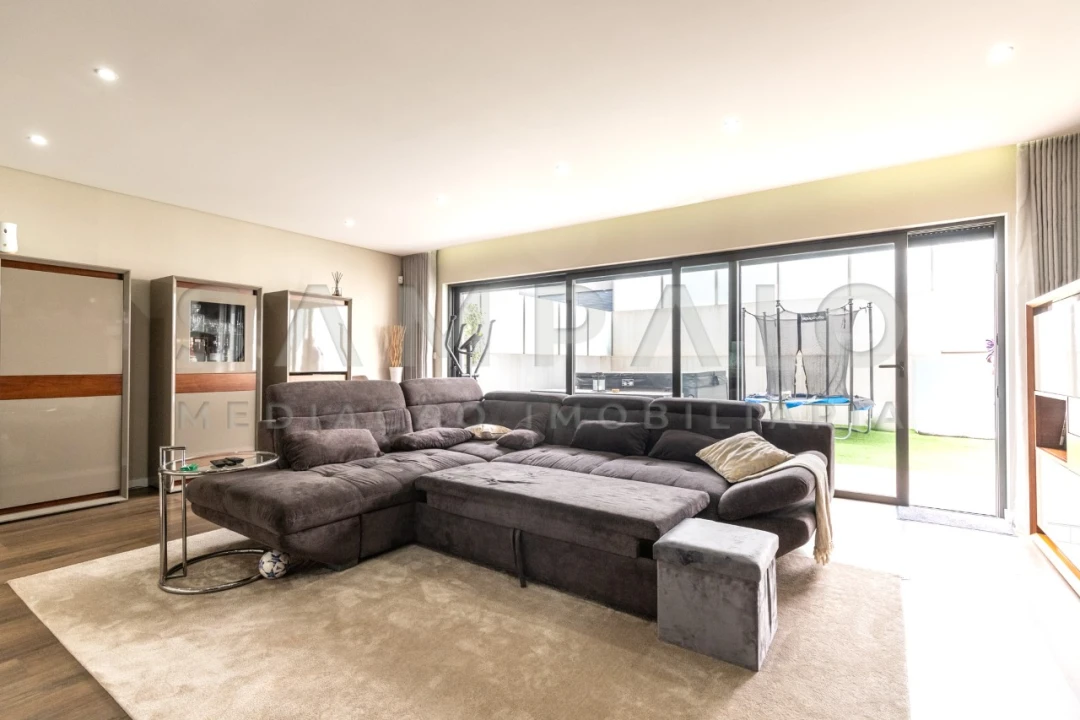 Moradia T3 para Venda em Fânzeres e São Pedro da Cova Foto 7