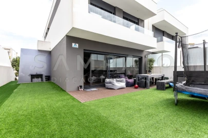 Moradia T3 para Venda em Fânzeres e São Pedro da Cova