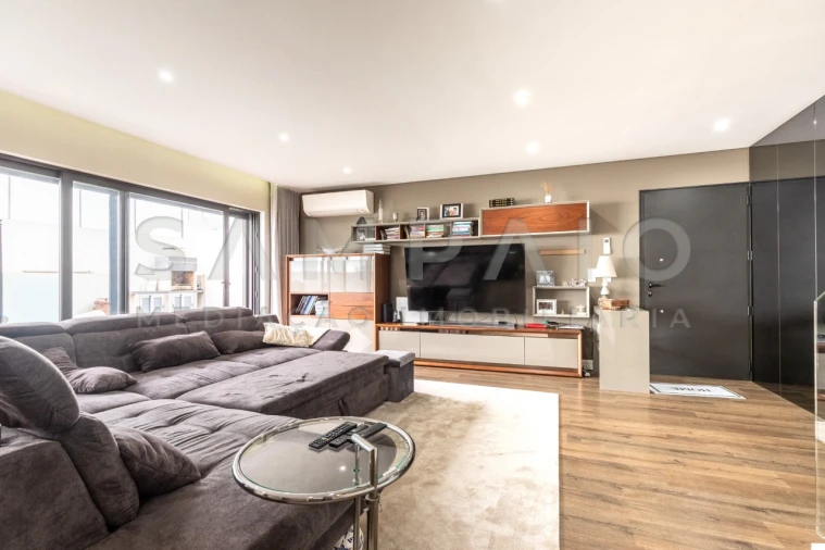 Moradia T3 para Venda em Fânzeres e São Pedro da Cova Foto 10