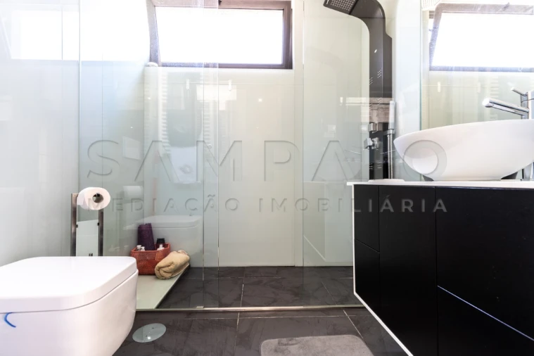 Moradia T3 para Venda em Fânzeres e São Pedro da Cova Foto 28