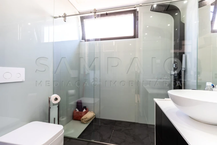 Moradia T3 para Venda em Fânzeres e São Pedro da Cova Foto 29