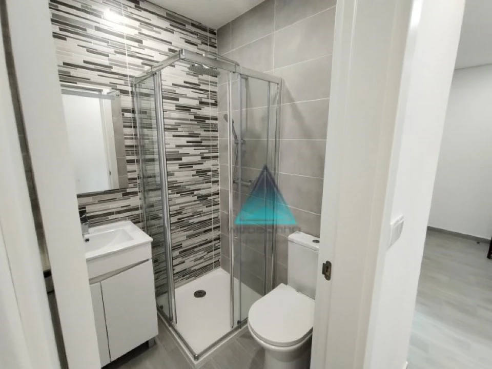 Apartamento T3 para Venda em Laranjeiro e Feijó Foto 5