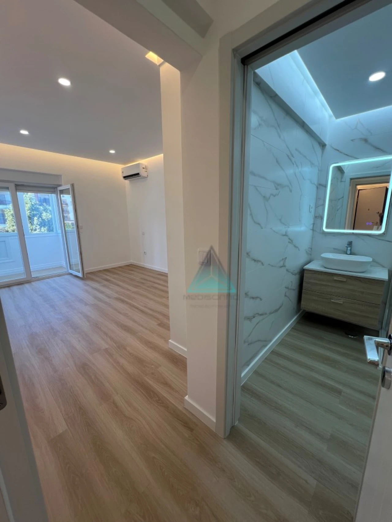 Apartamento T3 para Venda em Laranjeiro e Feijó Foto 16