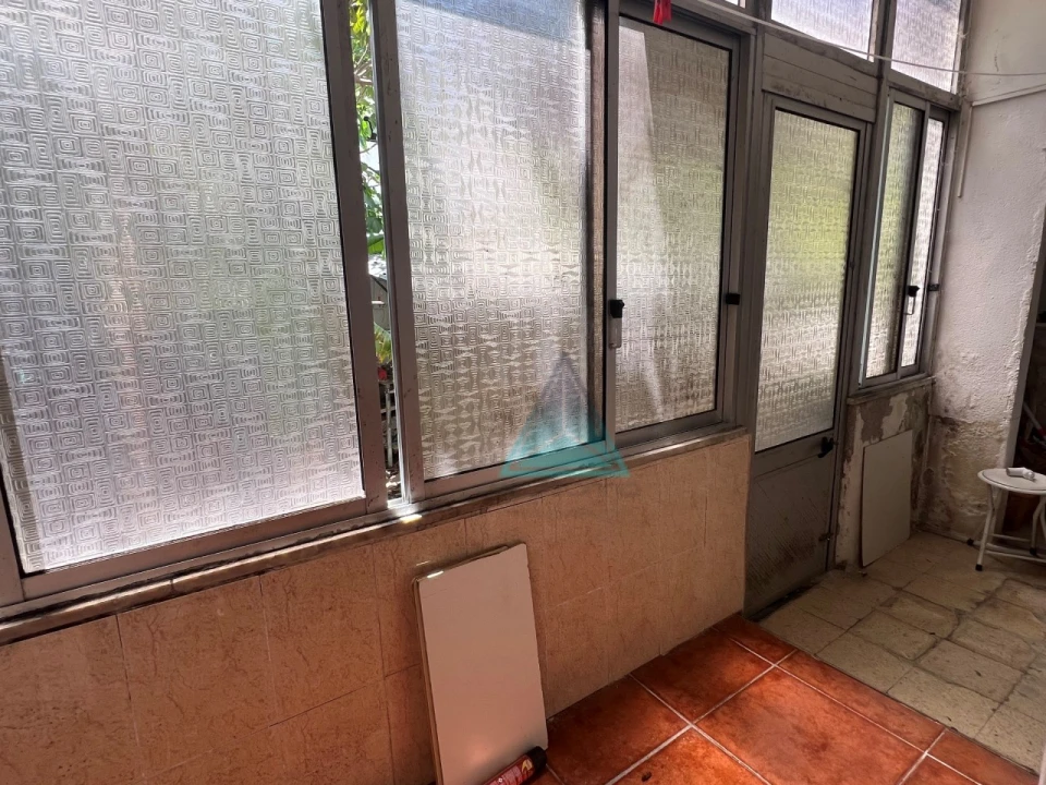 Apartamento T1 para Venda em Laranjeiro e Feijó Foto 8
