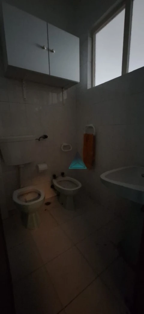 Apartamento T1 para Venda em Laranjeiro e Feijó