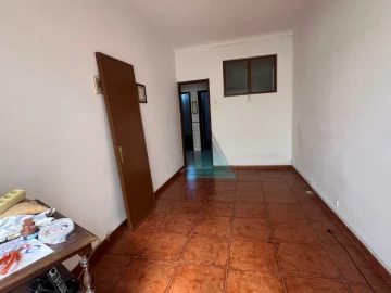 Apartamento T1 para Venda em Laranjeiro e Feijó
