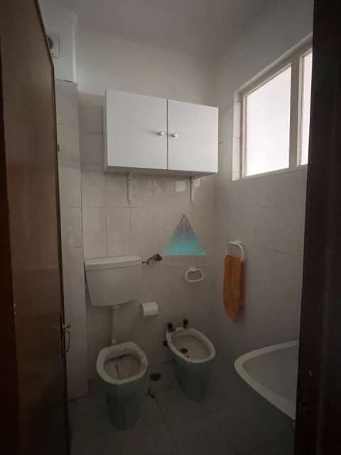 Apartamento T1 para Venda em Laranjeiro e Feijó