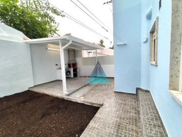 Apartamento T1 para Venda em Laranjeiro e Feijó