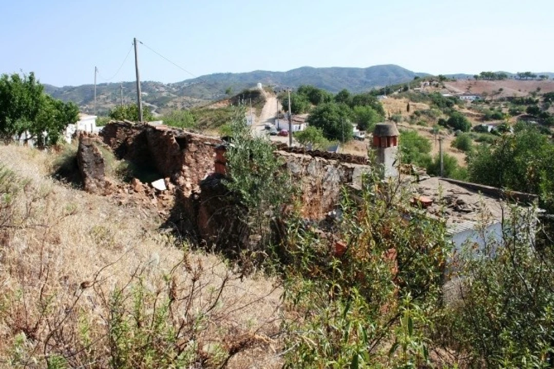 Quinta T3 para Venda em Santa Catarina da Fonte do Bispo Foto 5