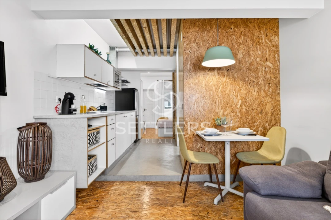 Apartamento T1 para Venda em Carcavelos e Parede Foto 3