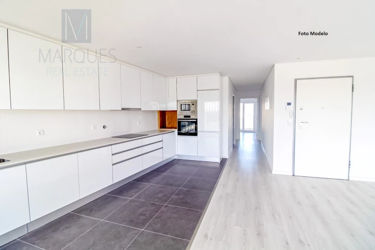 Apartamento T3 para Venda em Corroios Foto 3