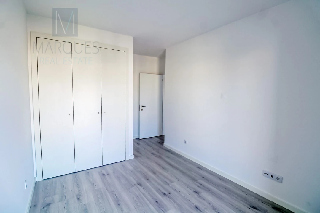 Apartamento T3 para Venda em Corroios Foto 12