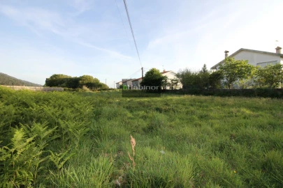 Terreno para Venda em Carreço