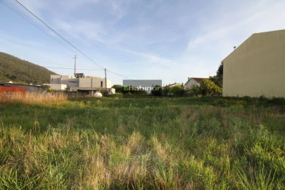 Terreno para Venda em Carreço