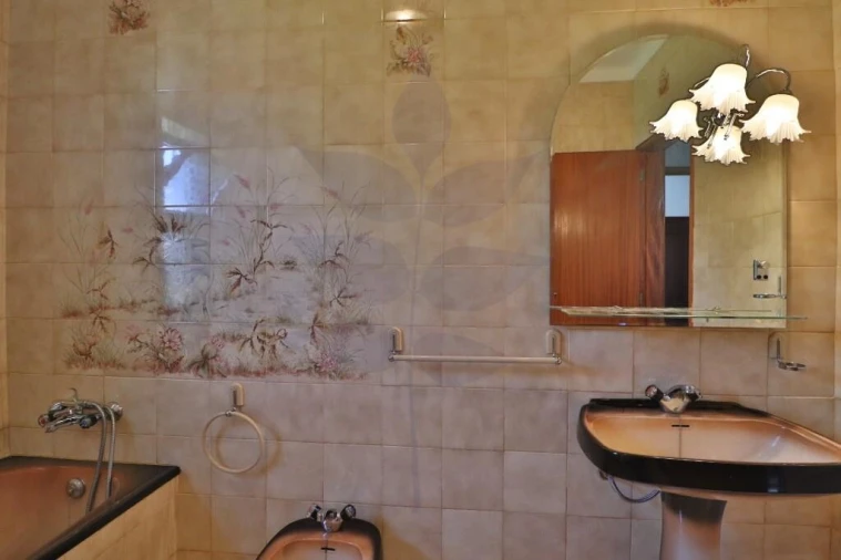 Moradia T3 para Venda em Abraveses Foto 12