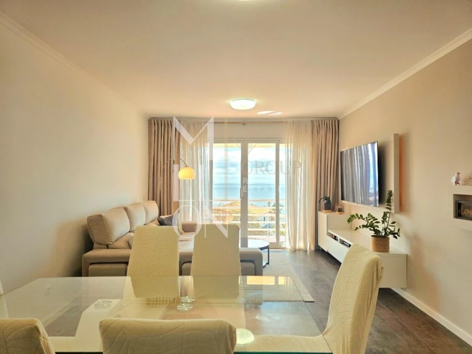 Apartamento T2 para Venda em Caniço Foto 1