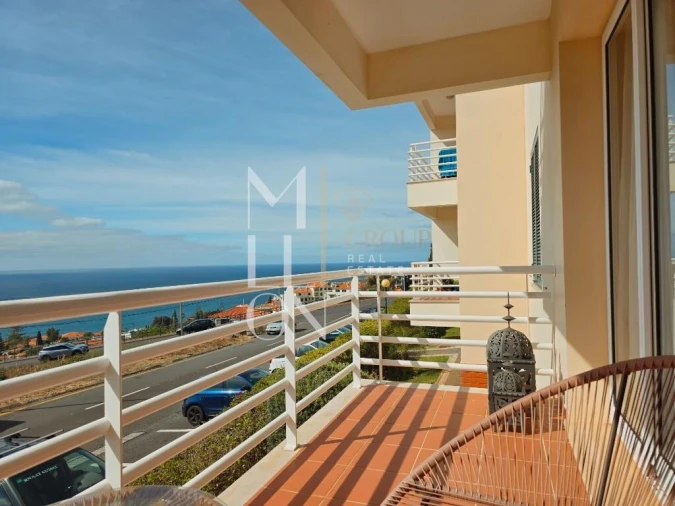 Apartamento T2 para Venda em Caniço Foto 4