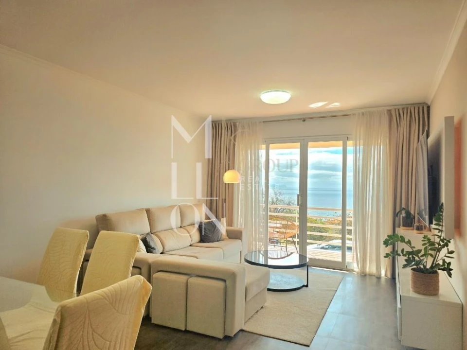 Apartamento T2 para Venda em Caniço Foto 2