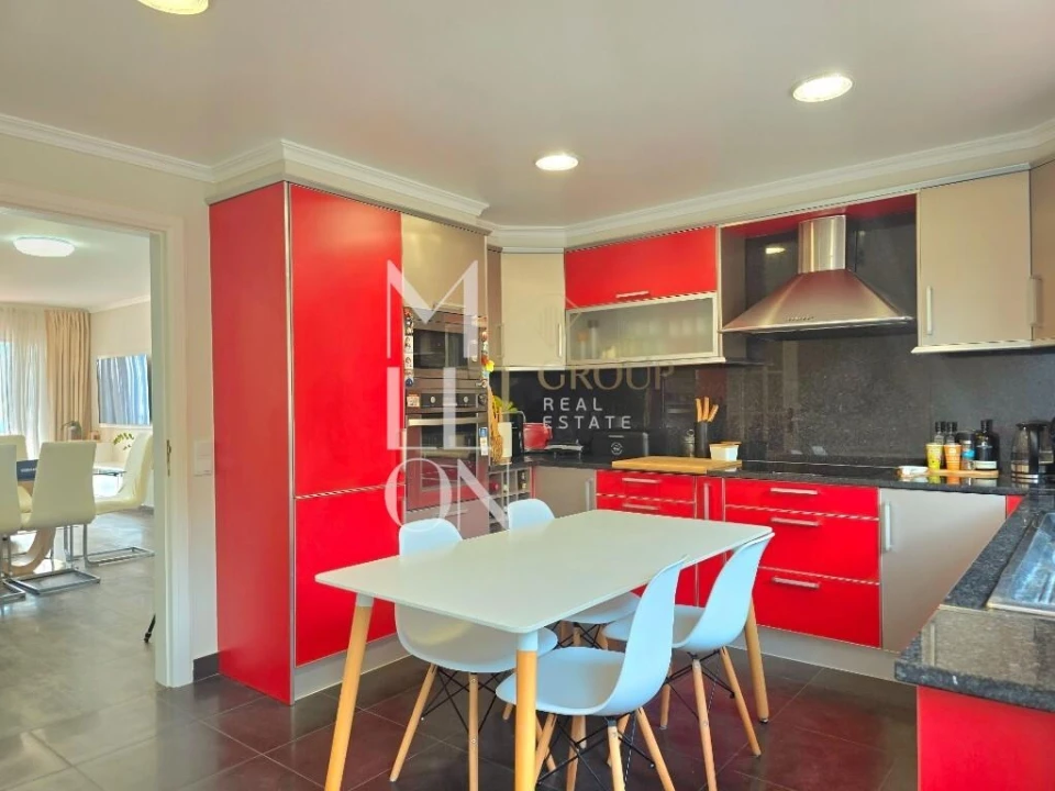 Apartamento T2 para Venda em Caniço Foto 14