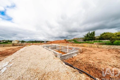 Moradia T3 para Venda em Cadaval e Pêro Moniz