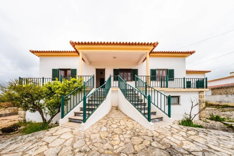 Moradia T3 para Venda em Cadaval e Pêro Moniz Foto 32