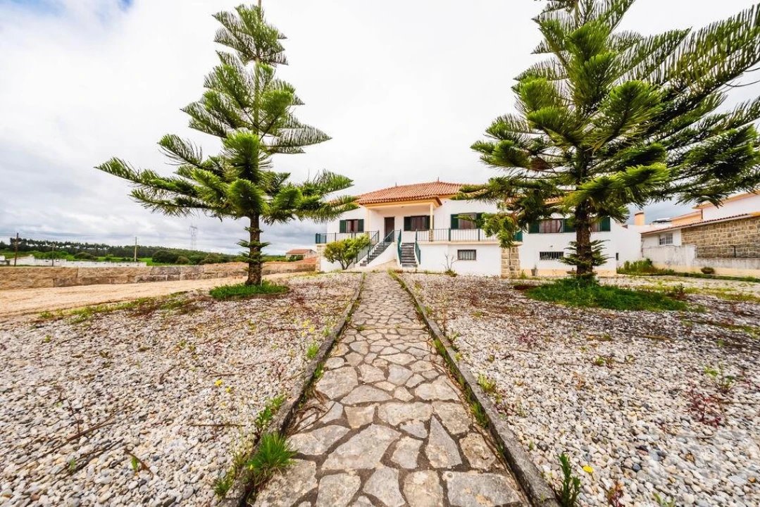 Moradia T3 para Venda em Cadaval e Pêro Moniz Foto 29