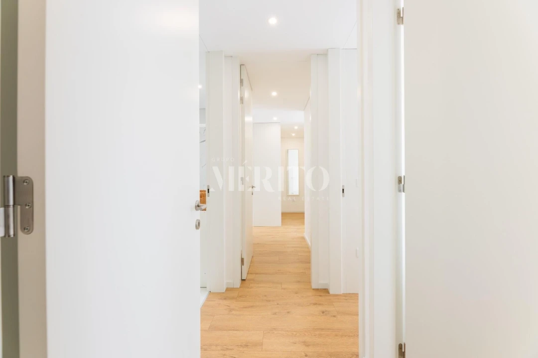 Apartamento T3 para Venda em Manhente Foto 5