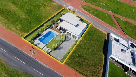 Moradia T4 para Venda em Avanca