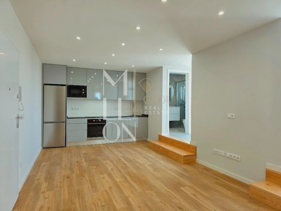 Apartamento T2 para Venda em São Martinho Foto 3