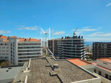 Apartamento T2 para Venda em São Martinho