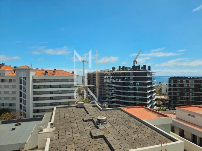 Apartamento T2 para Venda em São Martinho Foto 19