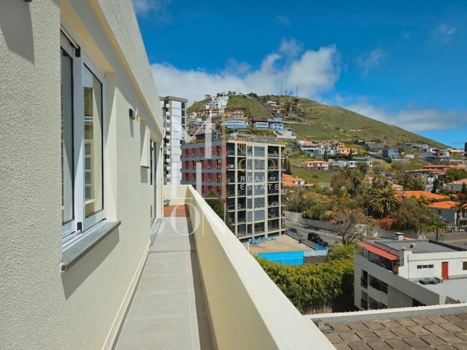 Apartamento T2 para Venda em São Martinho Foto 16