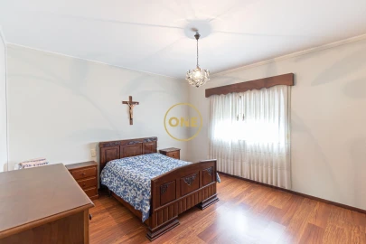 Moradia T4 para Venda em Arcozelo