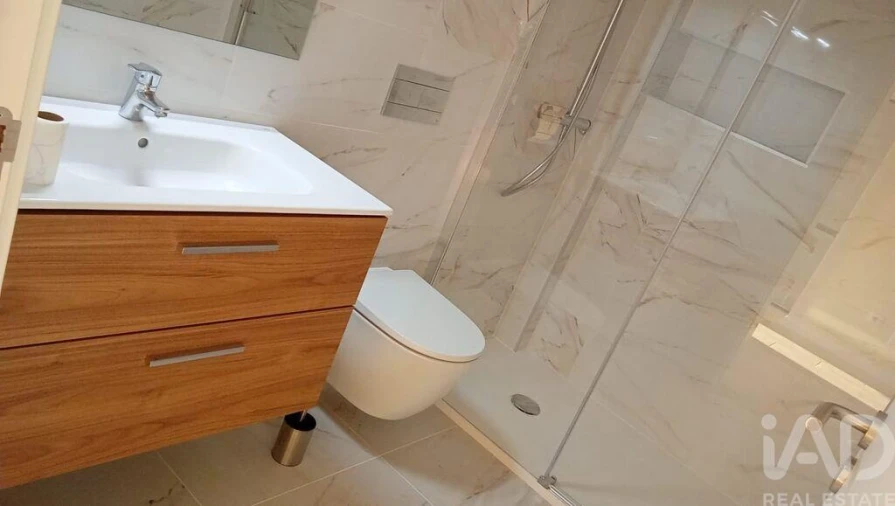 Apartamento T3 para Arrendamento em São Pedro de Tomar Foto 7