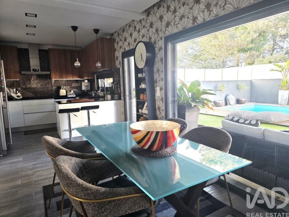 Moradia T4 para Venda em Charneca de Caparica e Sobreda Foto 26