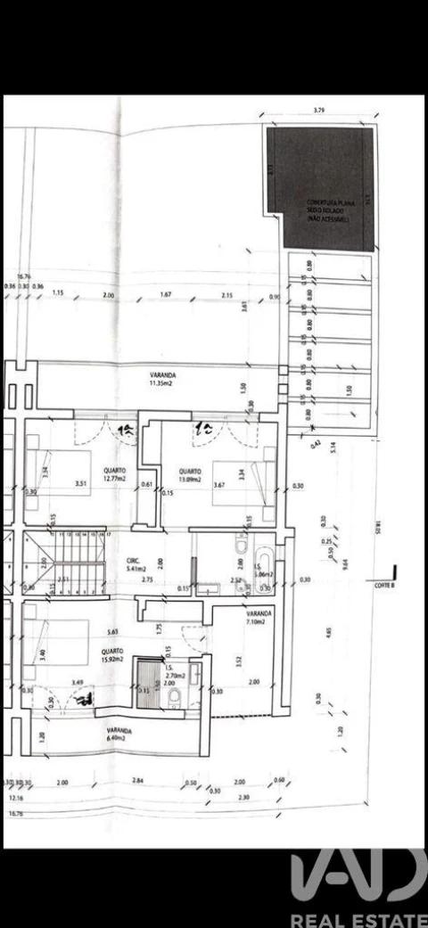 Moradia T4 para Venda em Charneca de Caparica e Sobreda
