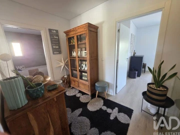 Moradia T4 para Venda em Charneca de Caparica e Sobreda