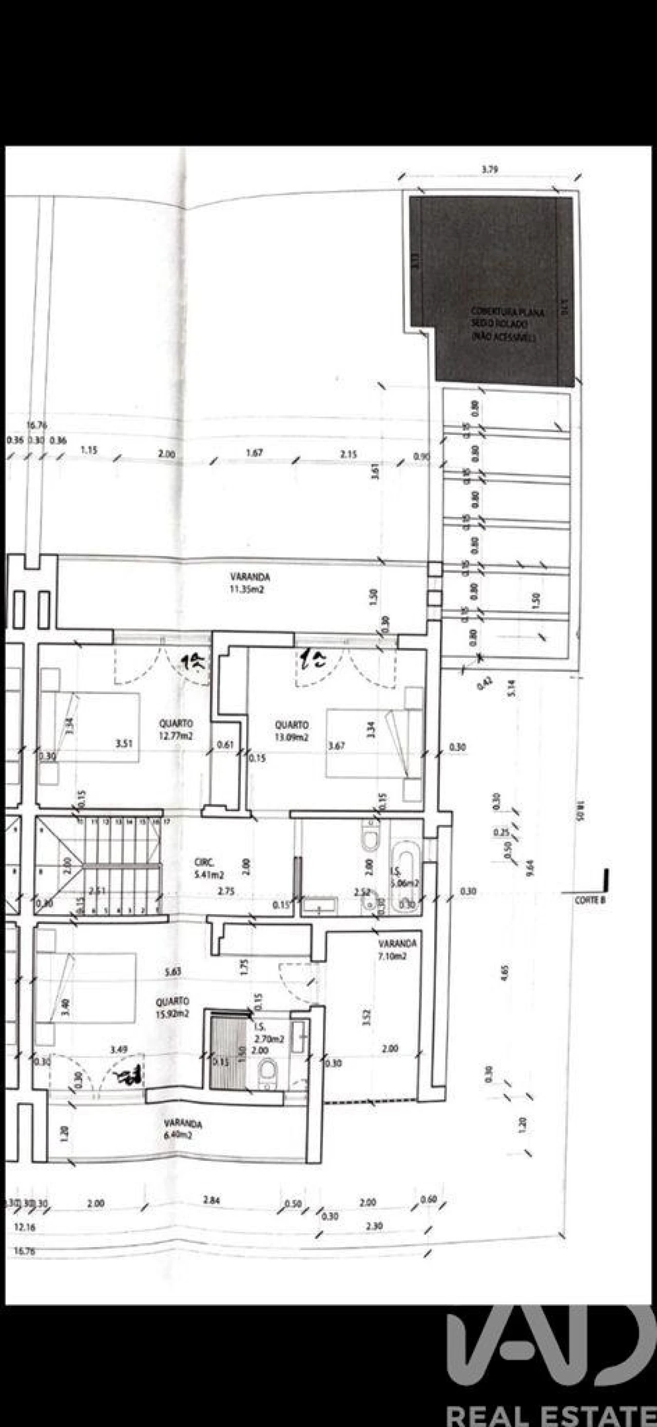 Moradia T4 para Venda em Charneca de Caparica e Sobreda Foto 35