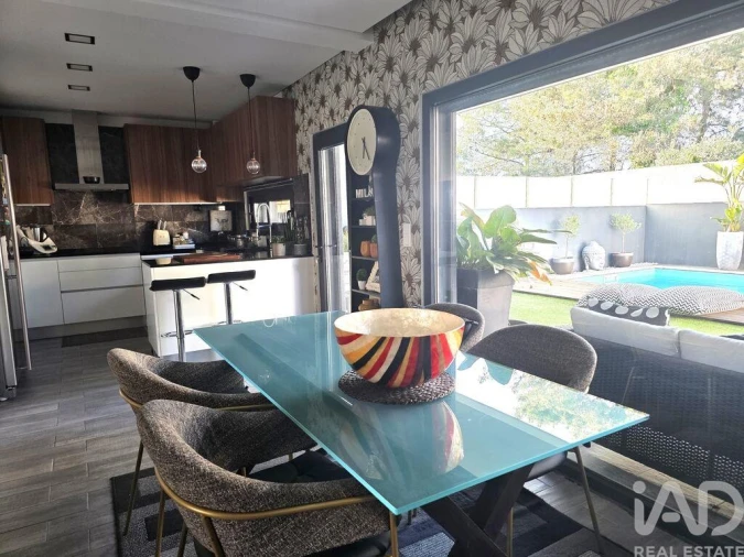 Moradia T4 para Venda em Charneca de Caparica e Sobreda Foto 26