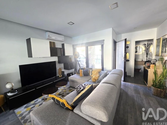 Moradia T4 para Venda em Charneca de Caparica e Sobreda Foto 11