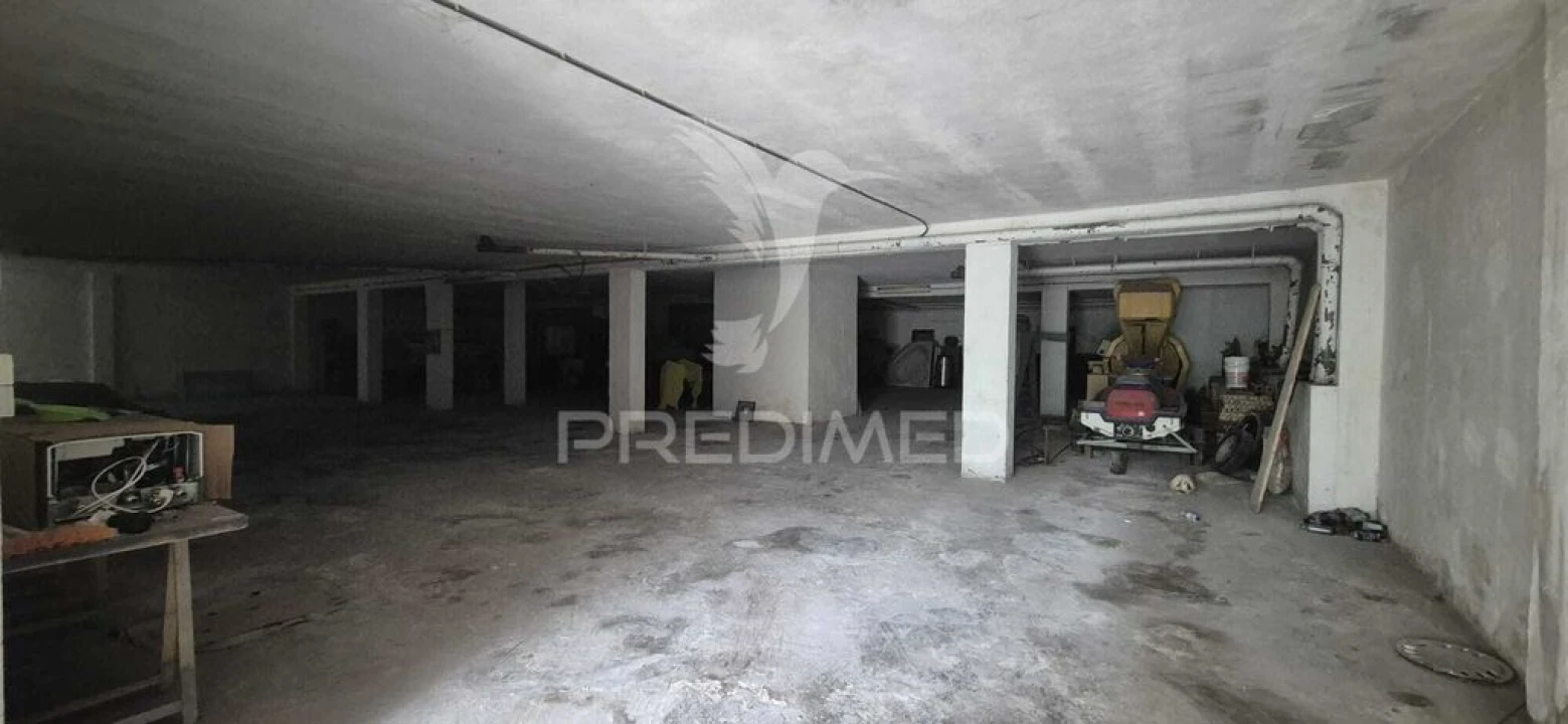 Armazém para Venda em Real, Dume e Semelhe Foto 3