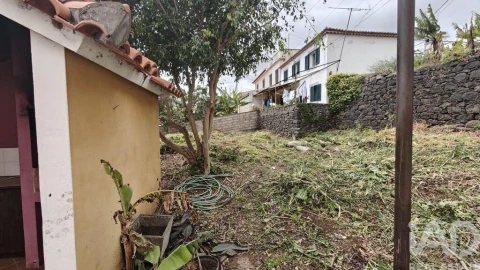 Moradia T2 para Venda em Funchal (Santa Luzia)