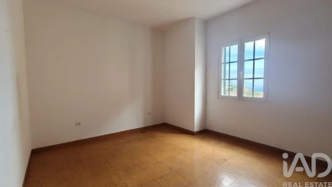 Moradia T2 para Venda em Funchal (Santa Luzia)