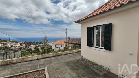 Moradia T2 para Venda em Funchal (Santa Luzia)