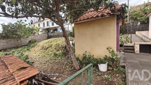 Moradia T2 para Venda em Funchal (Santa Luzia)